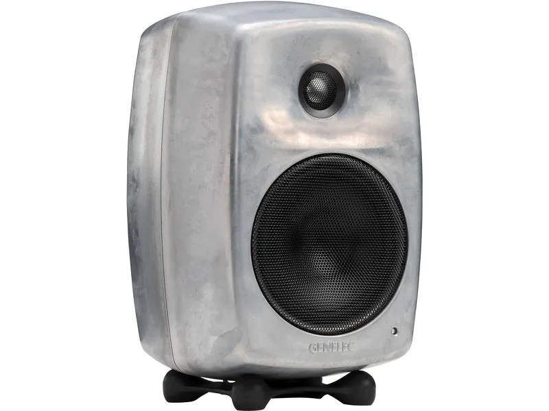 Genelec Studiomonitor G Three ? 50 Watt, Aluminium Raw, Monitor Typ: Nearfield Monitor, Midfield Monitor, Multimedia / Desktop, Lautsprecher Wege: 2-Wege, Lautsprecher Kategorie: Aktiv