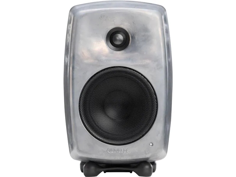 Genelec Studiomonitor G Three ? 50 Watt, Aluminium Raw, Monitor Typ: Nearfield Monitor, Midfield Monitor, Multimedia / Desktop, Lautsprecher Wege: 2-Wege, Lautsprecher Kategorie: Aktiv