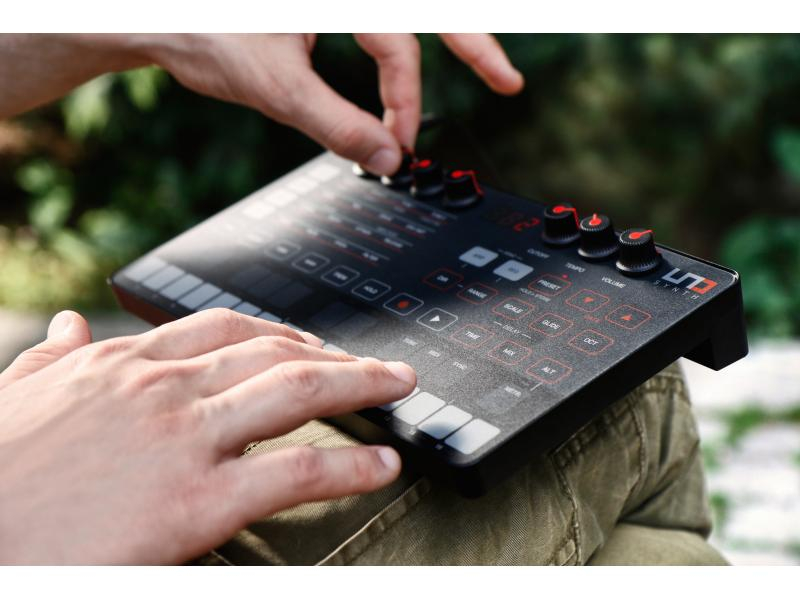 IK Multimedia Synthesizer UNO Synth, Tastatur Keys: 27, Gewichtung: Nicht gewichtet