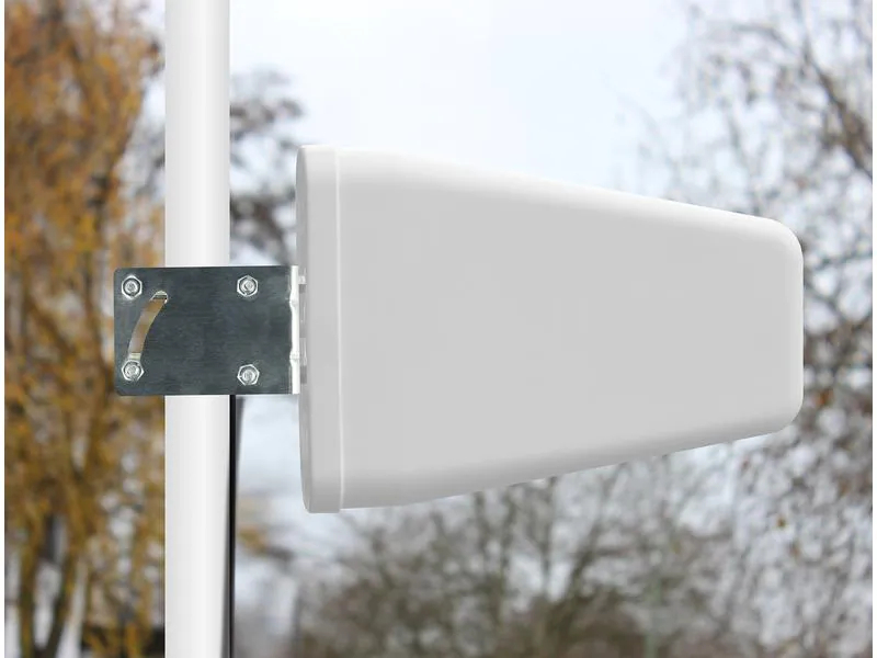 Delock LTE-Antenne 7-9 dbi, Outdoor 9 dBi, Antennenanschluss: SMA, Antennengewinn Max.: 9 dBi, Abstrahlcharakteristik: Richtstrahl, Anwendungszweck Antenne: LTE/3G/GSM, Anwendungsbereich Antenne: Outdoor, Frequenzband: 0.8, 0.9, 2.6, 1.8, 1.9, 2.1, 2.5