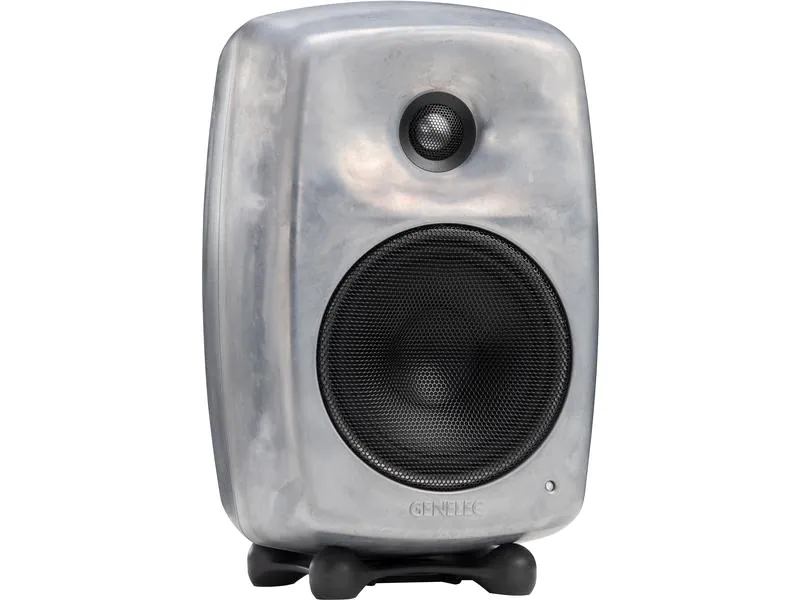 Genelec Studiomonitor G Three ? 50 Watt, Aluminium Raw, Monitor Typ: Nearfield Monitor, Midfield Monitor, Multimedia / Desktop, Lautsprecher Wege: 2-Wege, Lautsprecher Kategorie: Aktiv