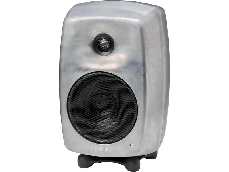 Genelec Studiomonitor G Three ? 50 Watt, Aluminium Raw, Monitor Typ: Nearfield Monitor, Midfield Monitor, Multimedia / Desktop, Lautsprecher Wege: 2-Wege, Lautsprecher Kategorie: Aktiv